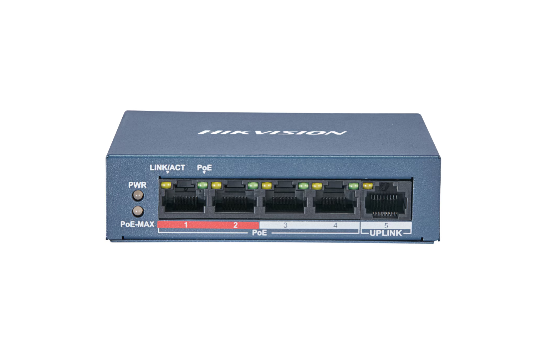 Switch cu 4 port-uri PoE Hikvision